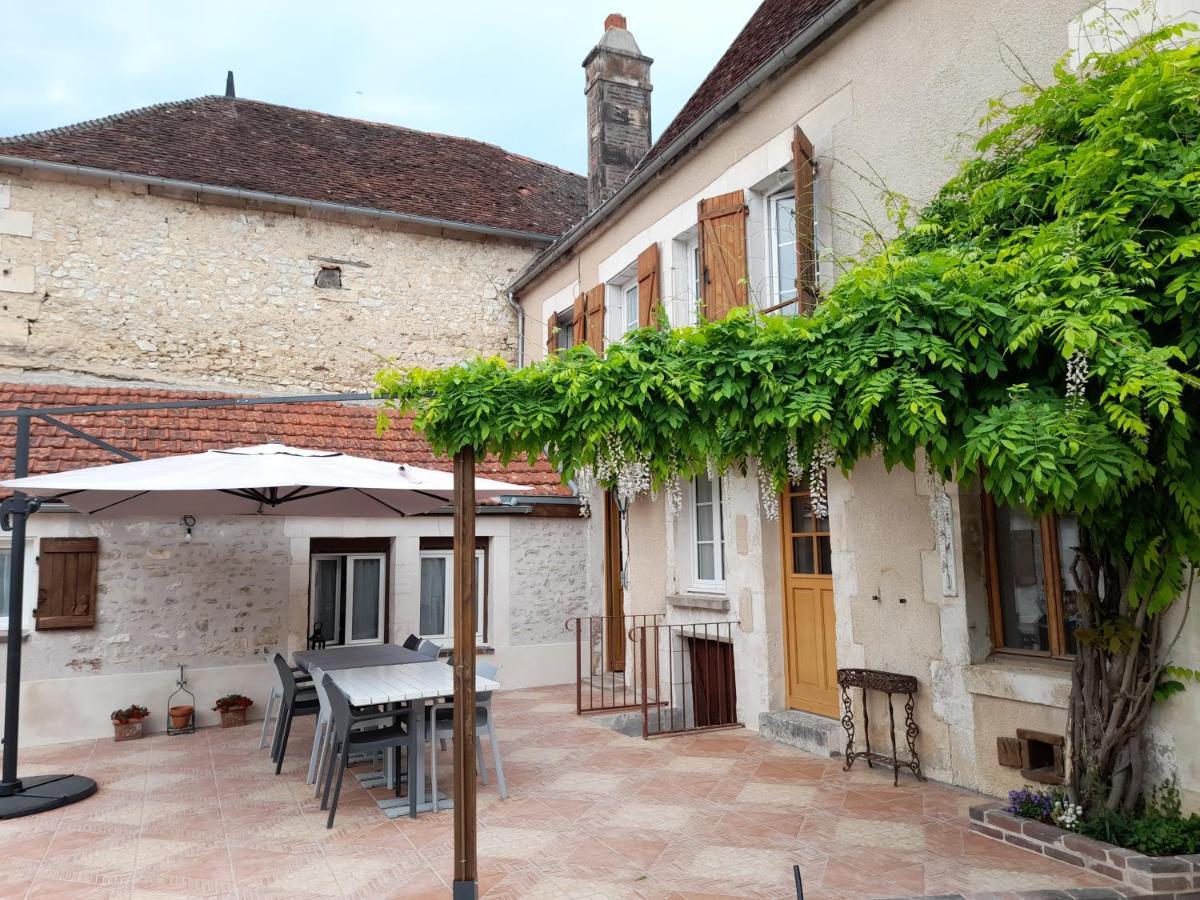Aux Sources De Ouanne Bed & Breakfast Екстериор снимка