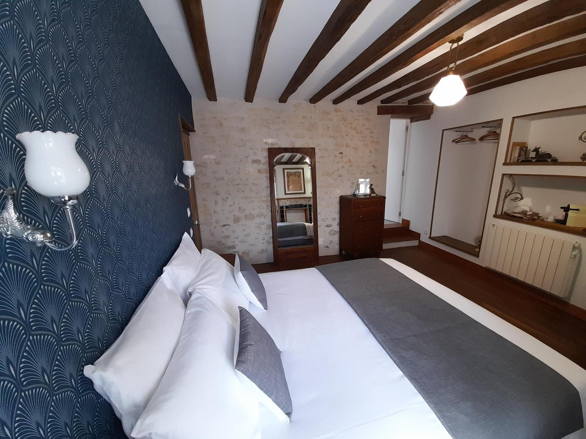Aux Sources De Ouanne Bed & Breakfast Стая снимка